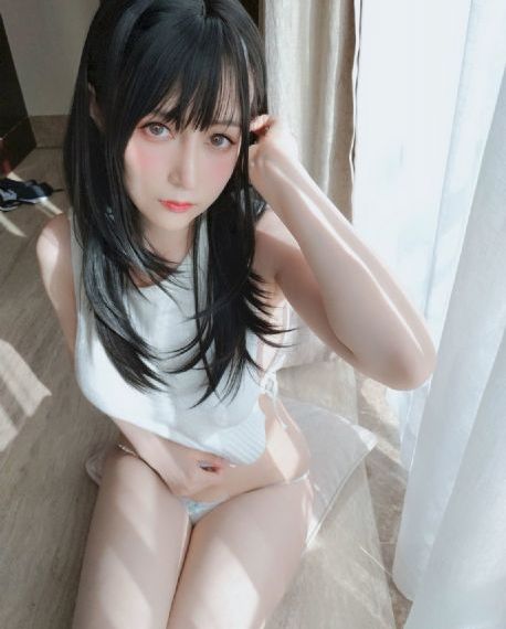 《美丽教师》在线观看