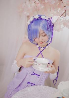 哭泣少女